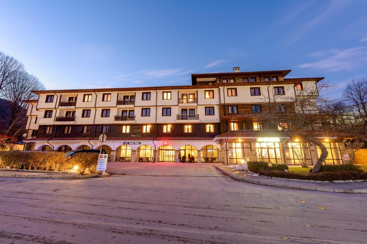 Aparthotel Silver Hills Free Parking สโมลยัน ภายนอก รูปภาพ