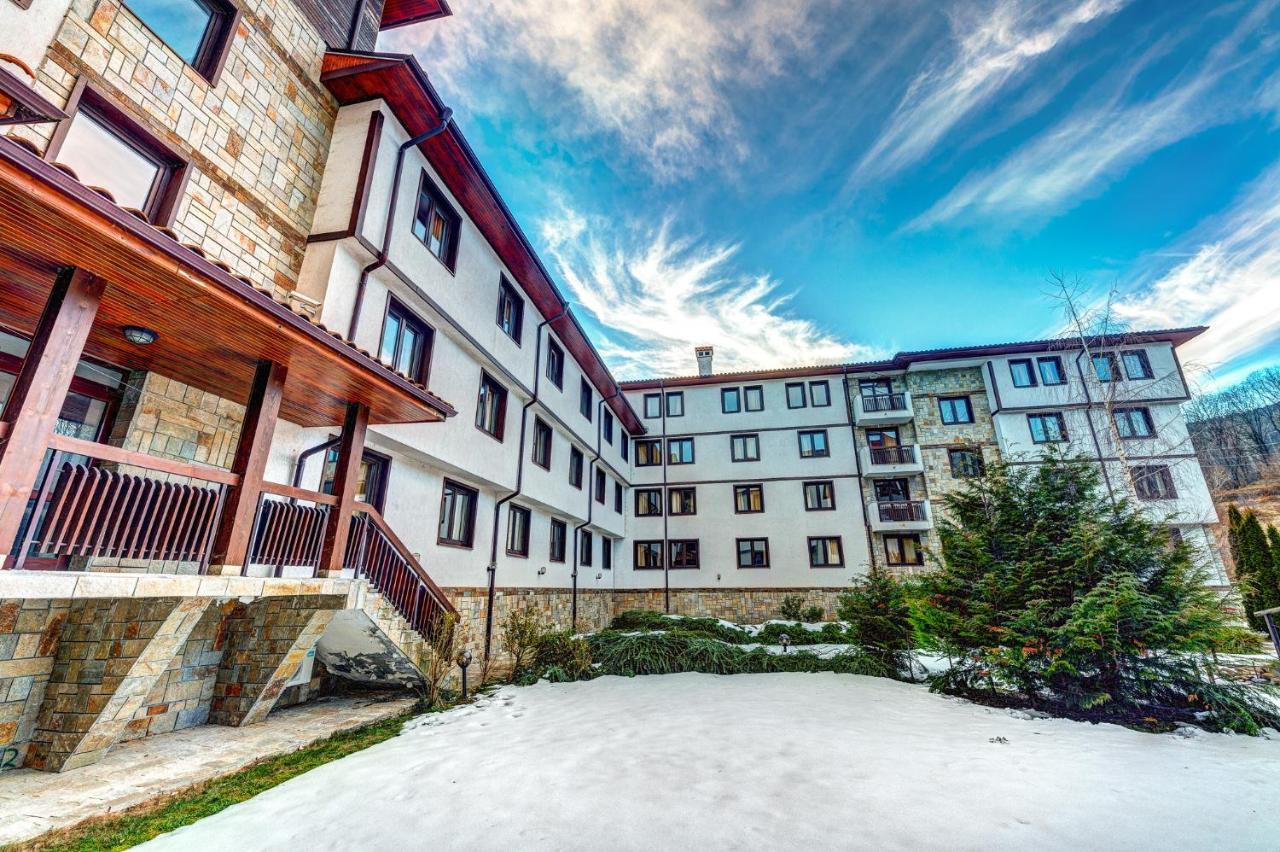 Aparthotel Silver Hills Free Parking สโมลยัน ภายนอก รูปภาพ